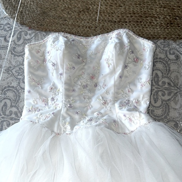 Mori lee By Madeline Gardner Floral Embroidery beaded dress size(9/10) on tag - Picture 1 of 9